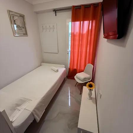 Noy Kır Evi Godelleta